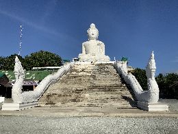 Látnivalók Phuketen: Big Buddha szobor